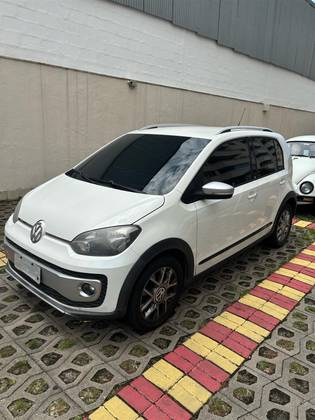 VOLKSWAGEN UP 1.0 TSI HIGH UP 12V FLEX 4P MANUAL VOLKSWAGEN UP 1.0 TSI HIGH UP 12V FLEX 4P MANUAL